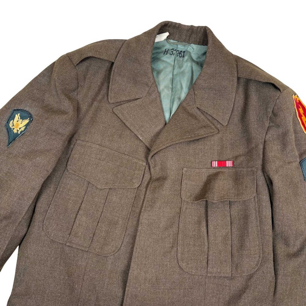 Vintage WWII US Army Ike Jacket 36L Military Wool Green Uniform Patches Medal